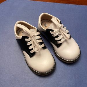 Footmates black and white saddle shoes
